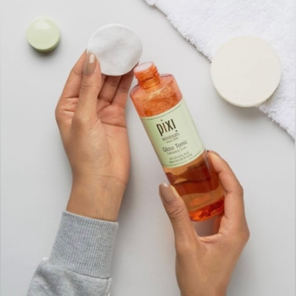 PIXI SKINTREATS GLOW TONIC (NEW WITH TAGS) - Picture 3 of 3
